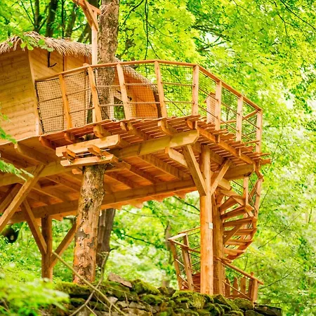 Treehouse Pod Jestedem