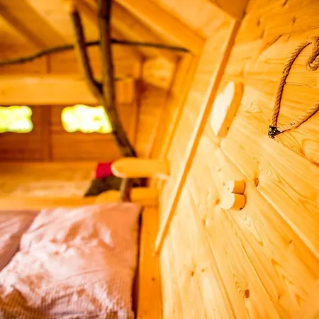 롯지 Treehouse Pod Jestedem