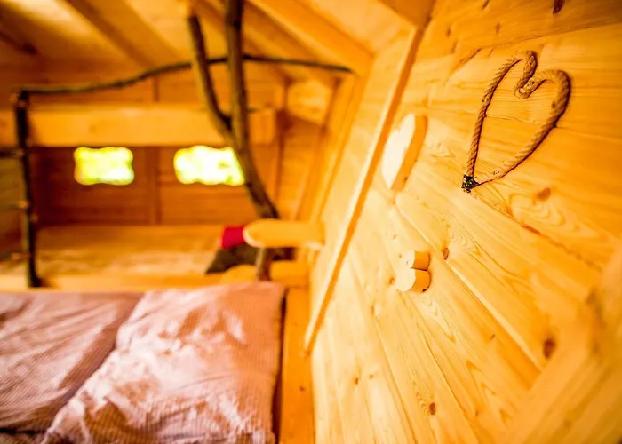 Lodge Treehouse Pod Jestedem